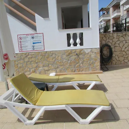 Cabrita アパート アルブフェイラ